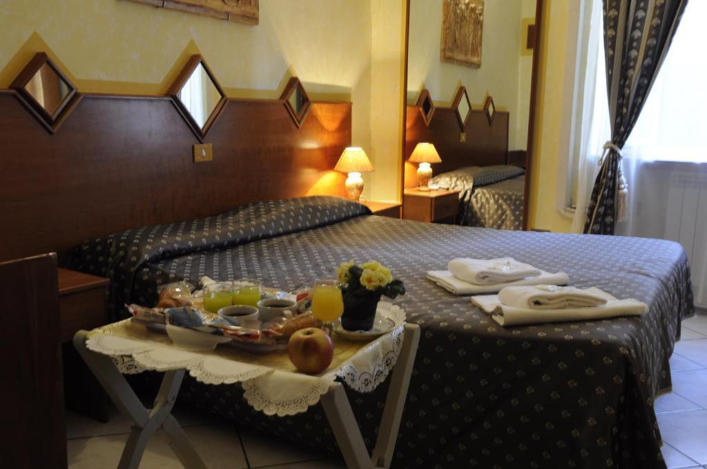 Camera Singola con Bagno Privato